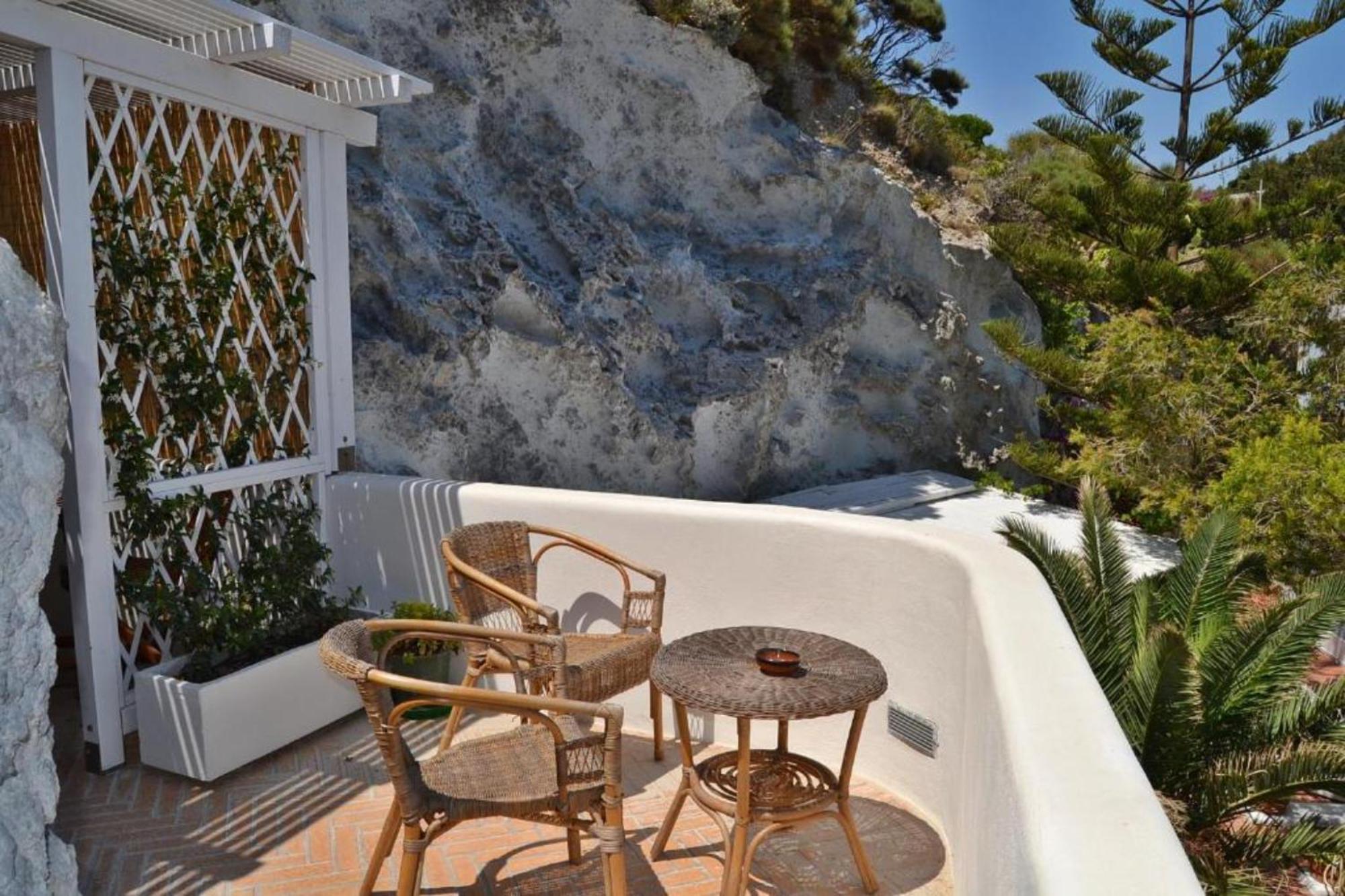 Maridea - Cave Apartments ปอนซา ภายนอก รูปภาพ